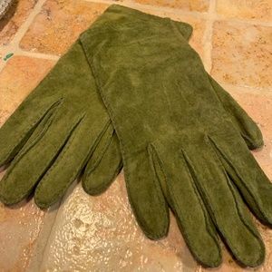 WOMEN GLOVES